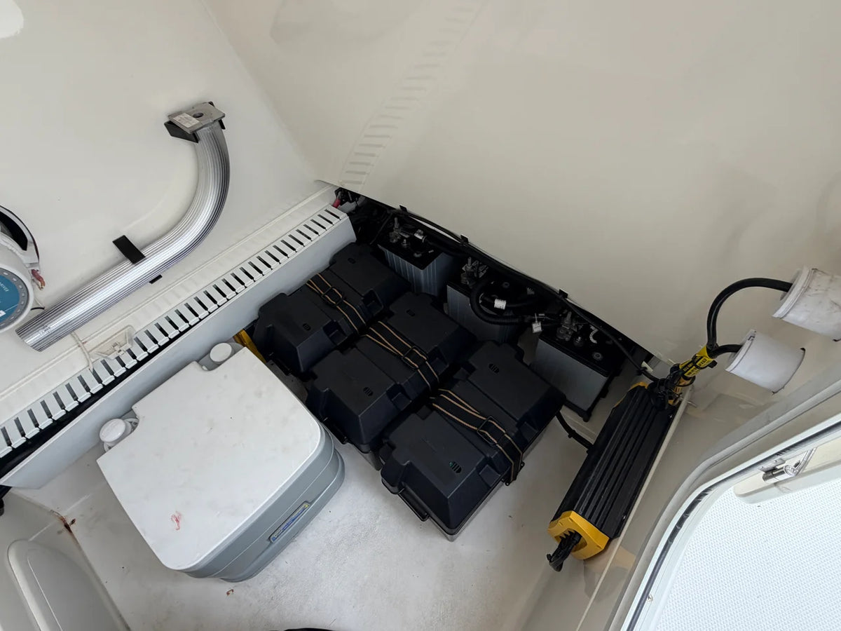 2018 Boston Whaler 230 OUTRAGE 23.0 feet, Charleston, SC #22