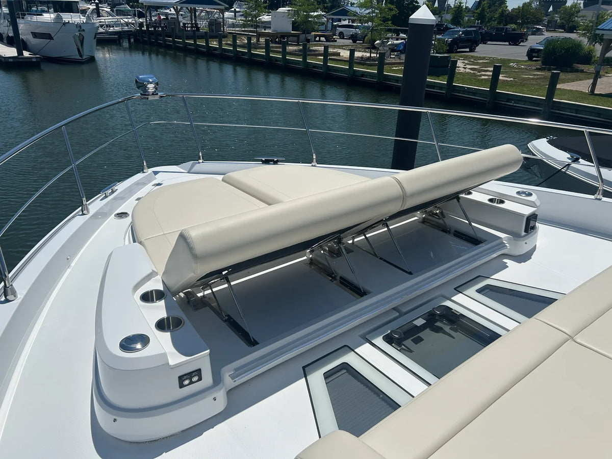 2026 Cruisers Yachts 57 FLY 57.0 feet, Grasonville, MD #23