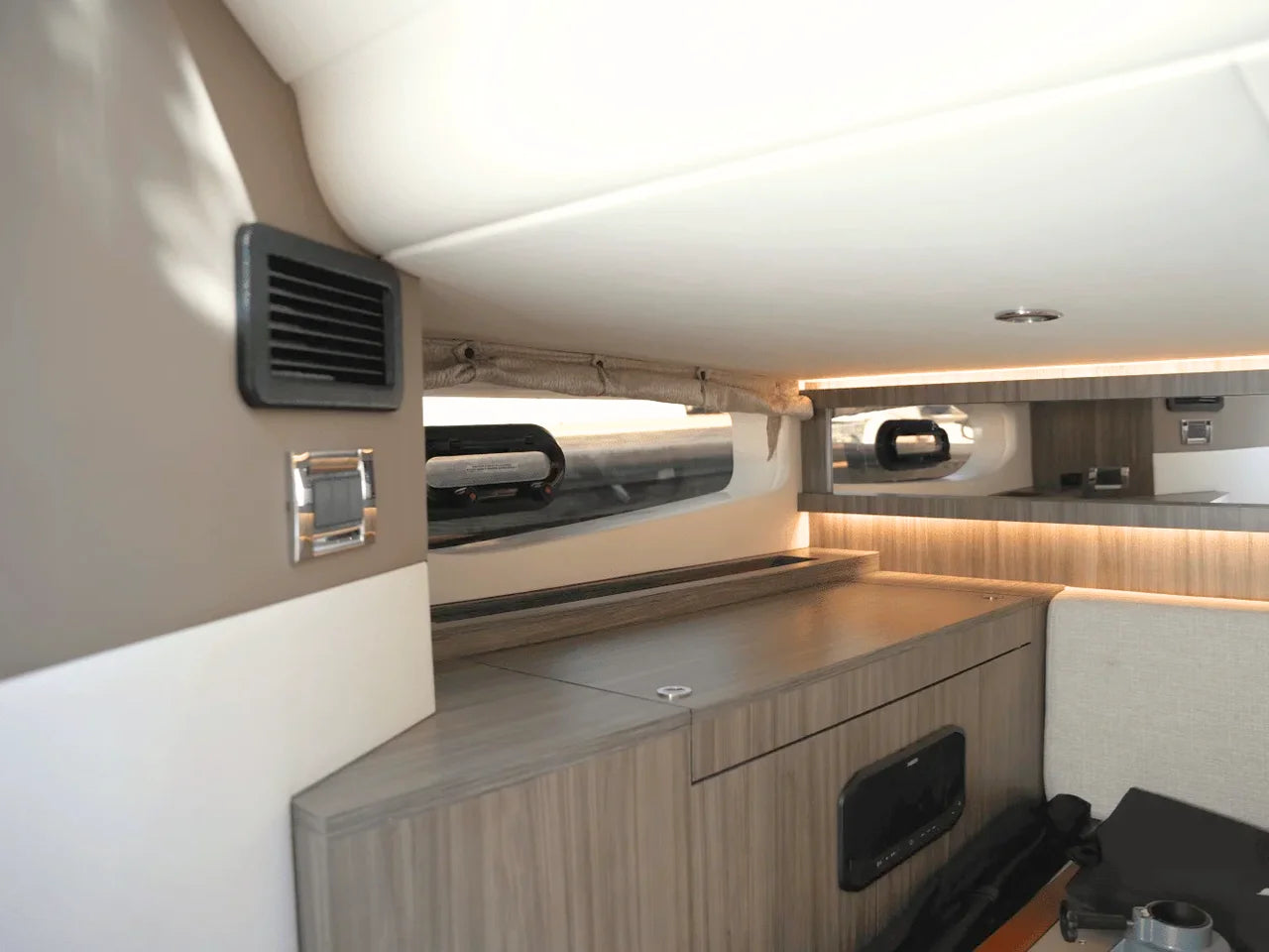 2025 Sea Ray Sundancer 370 37.0 feet, Lewisville, TX #43