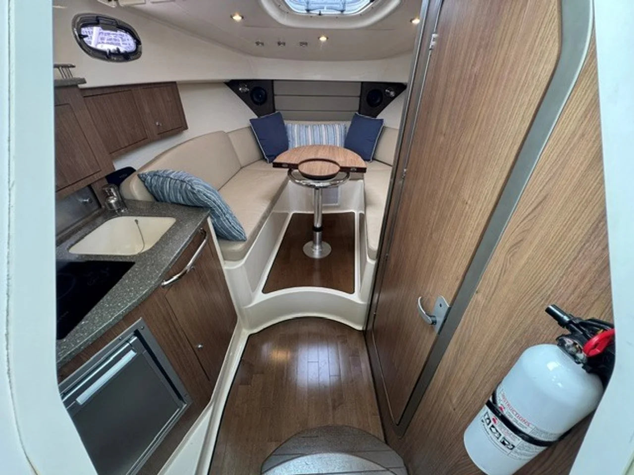 2016 Boston Whaler 315 CONQUEST 31.0 feet, Quincy, MA #23