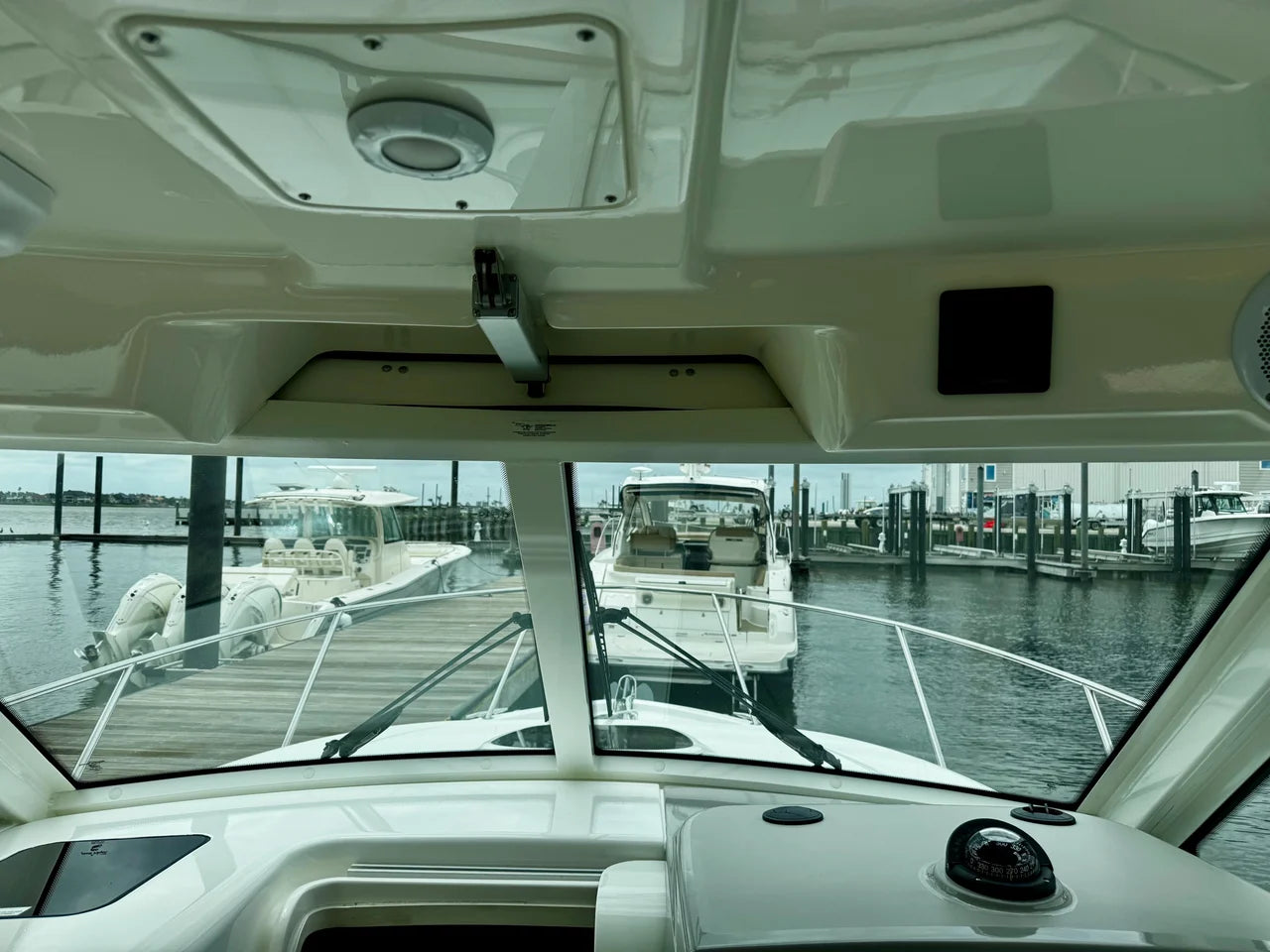 2016 Boston Whaler 315 CONQUEST 31.0 feet, Seabrook, TX #18