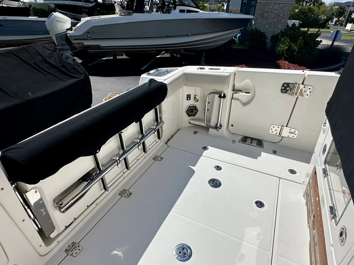 2021 Boston Whaler 350 REALM 35.0 feet, Fort Myers, FL #11