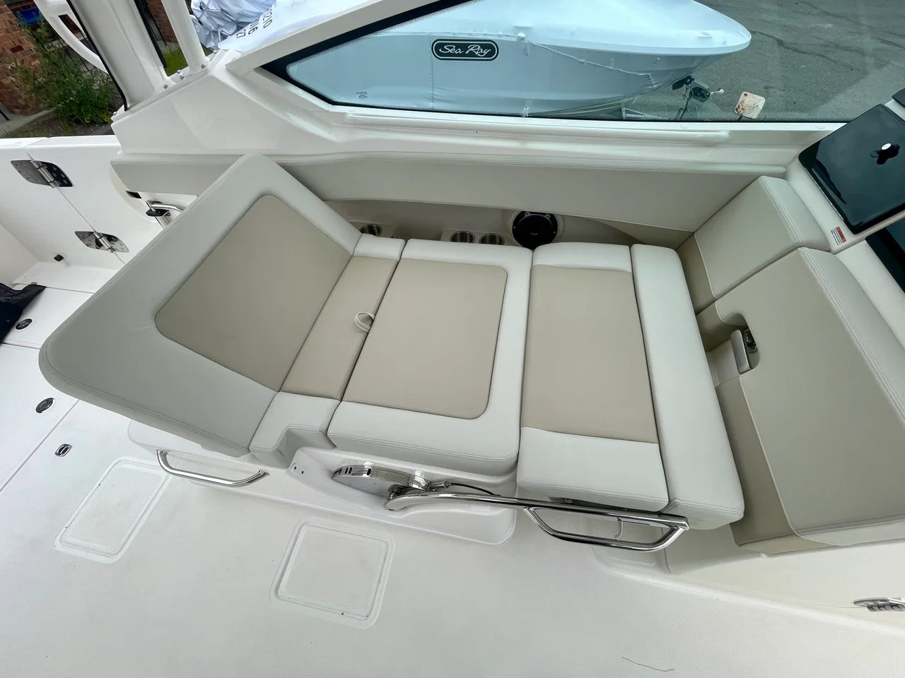 2027 Boston Whaler 280 Vantage 27.0 feet, Danvers, Massachusetts #18