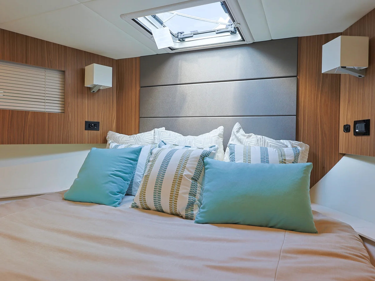 2026 Cruisers Yachts 42 Cantius 42.0 feet, Seabrook, TX #25