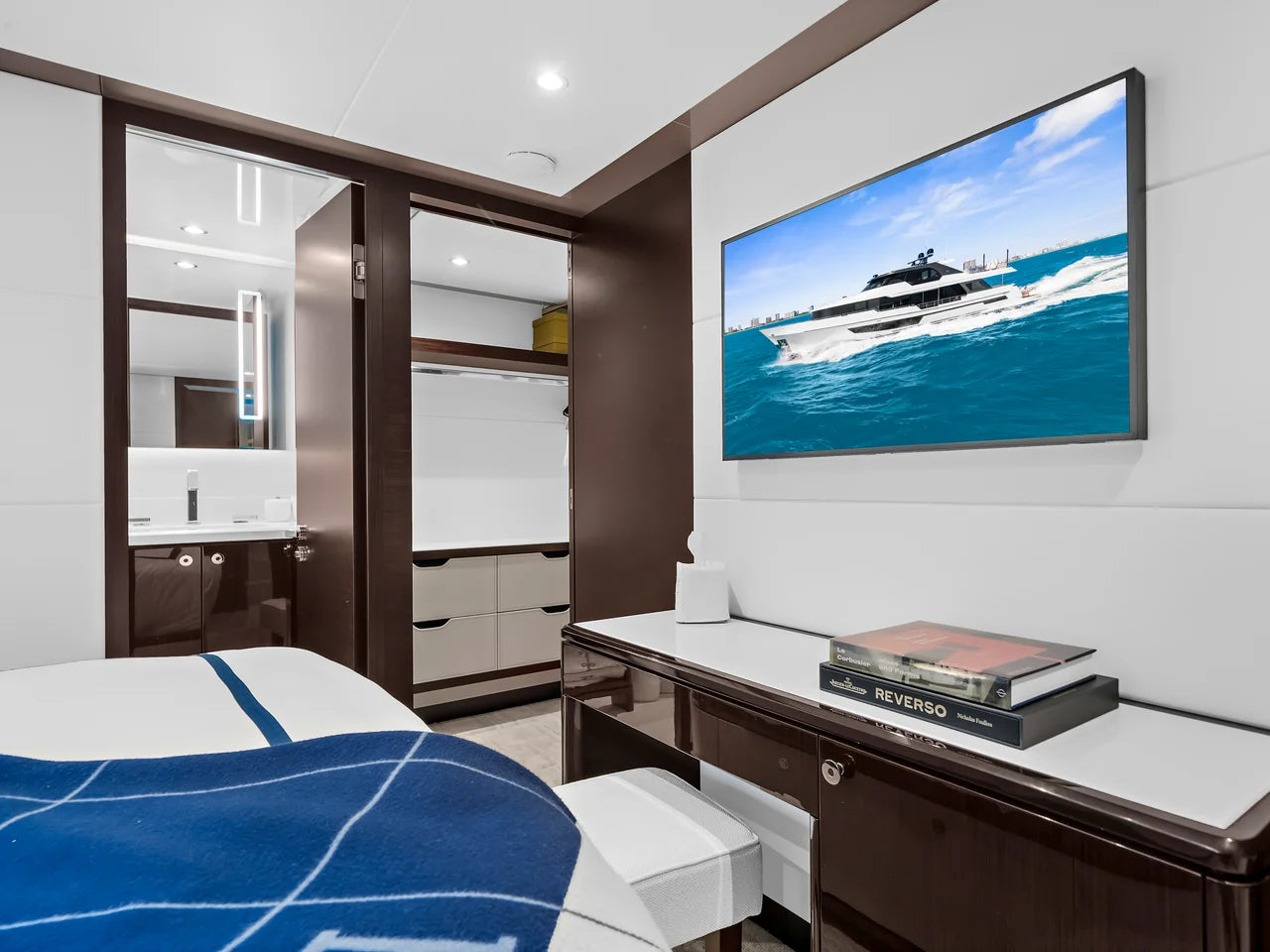 2024 Ocean Alexander 32L 106.0 feet, Miami, FL #24