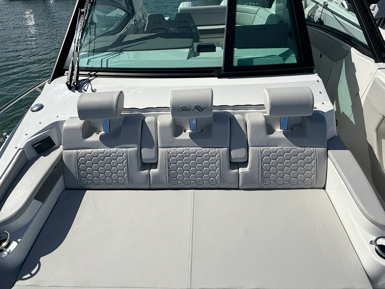 2026 Sea Ray Sundancer 320 Outboard 32.0 feet, Wrightsville Beach, North Carolina #22