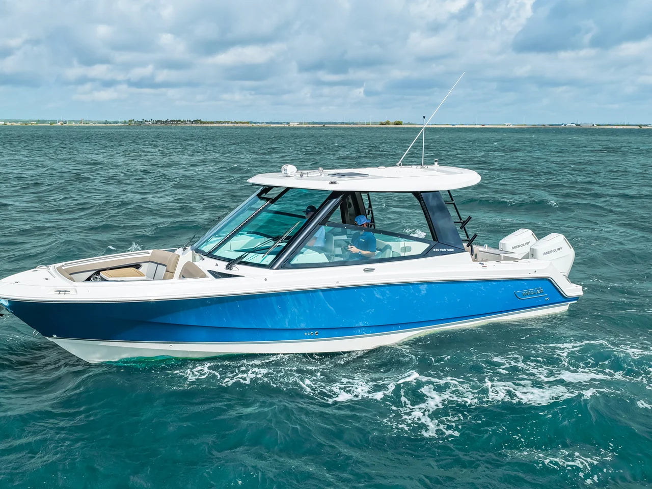 2026 Boston Whaler 330 Vantage 33.0 feet, Clearwater, Florida #5