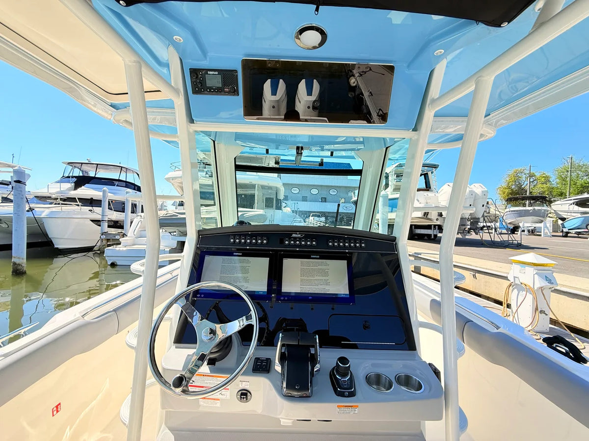 2026 Boston Whaler 330 Outrage 33.0 feet, St Petersburg, FL #43