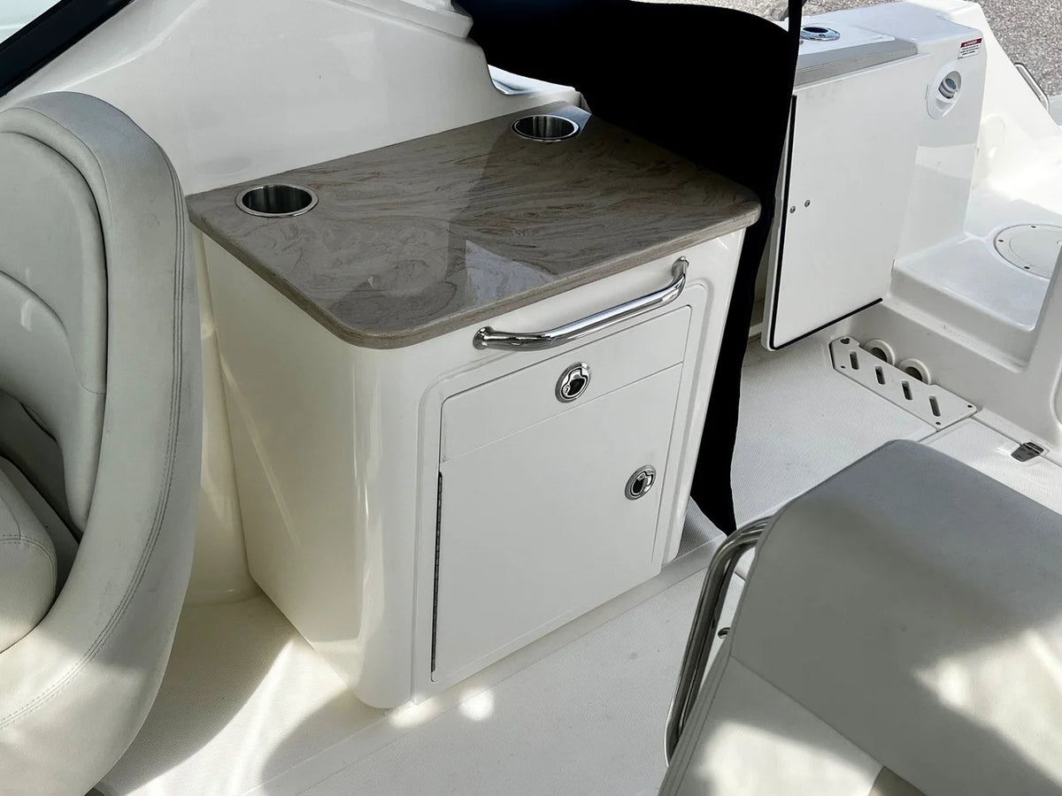 2024 Boston Whaler 240 VANTAGE 24.0 feet, Venice, Florida #17