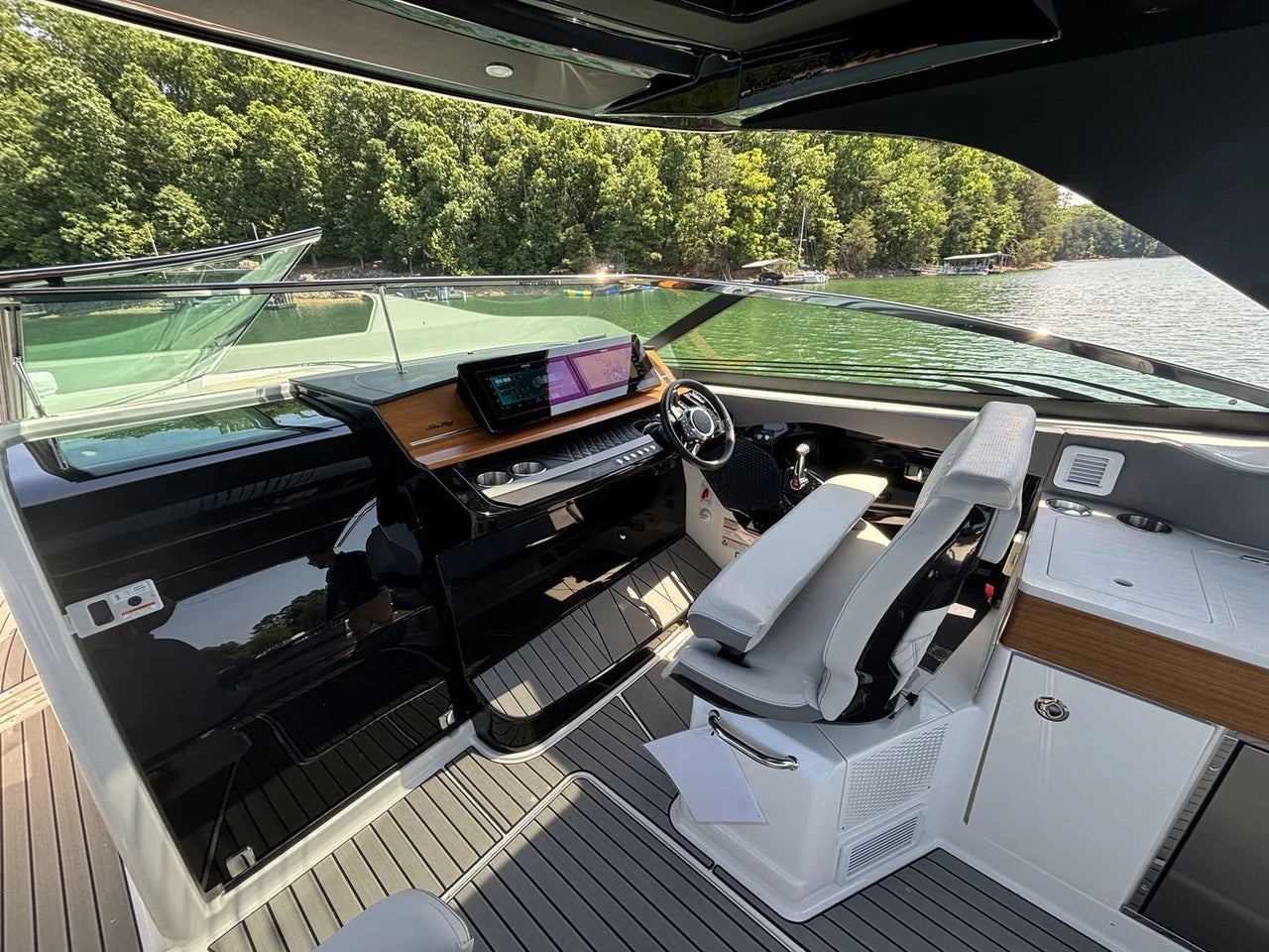 2026 Sea Ray SLX 360 OUTBOARD 36.0 feet, Westbrook, Connecticut #16