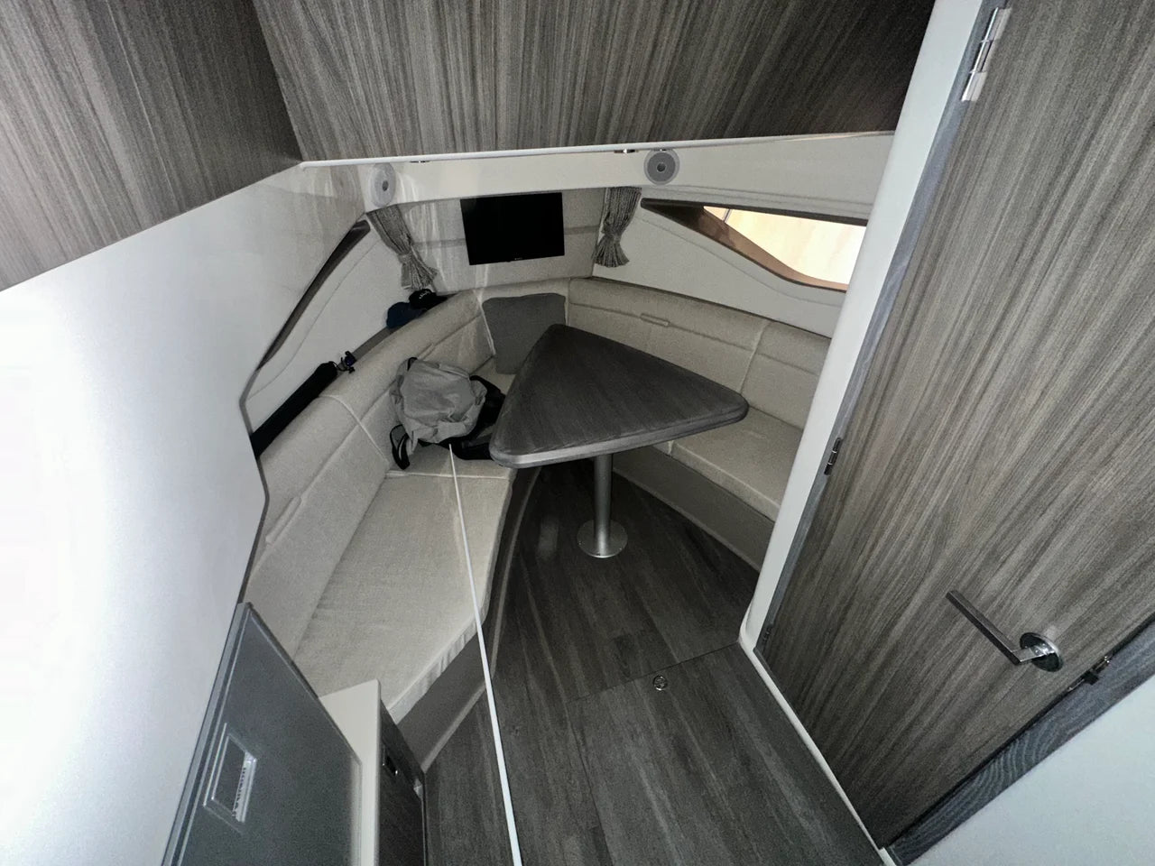2024 Sea Ray 320 SUNDANCER OUTBOARD 32.0 feet, Danvers, Massachusetts #22