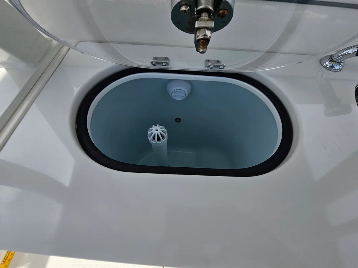2020 Robalo R272 27.0 feet, Clearwater, FL #27