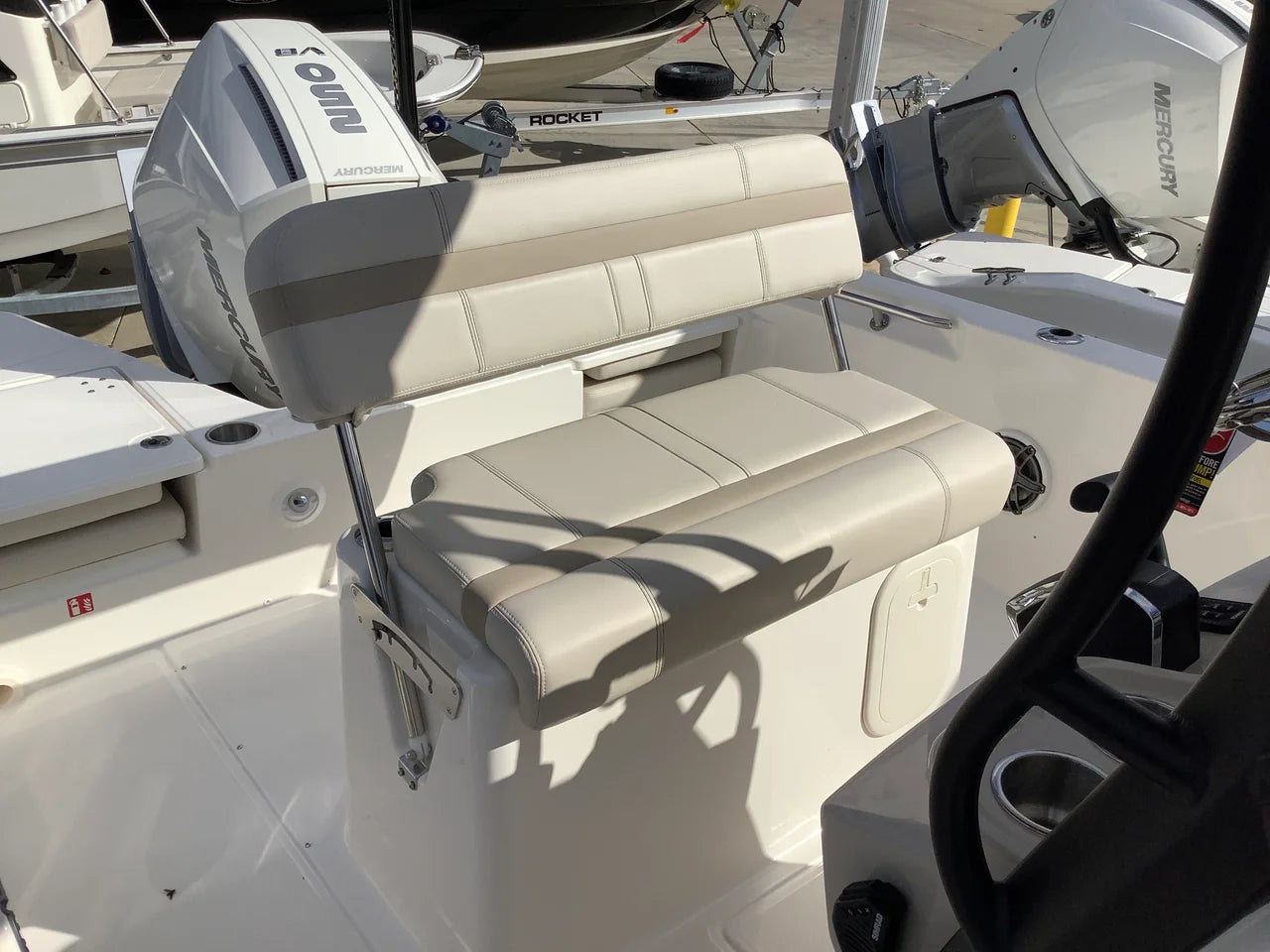2026 Boston Whaler 220 Dauntless 22.0 feet, Monkey Island, OK #19