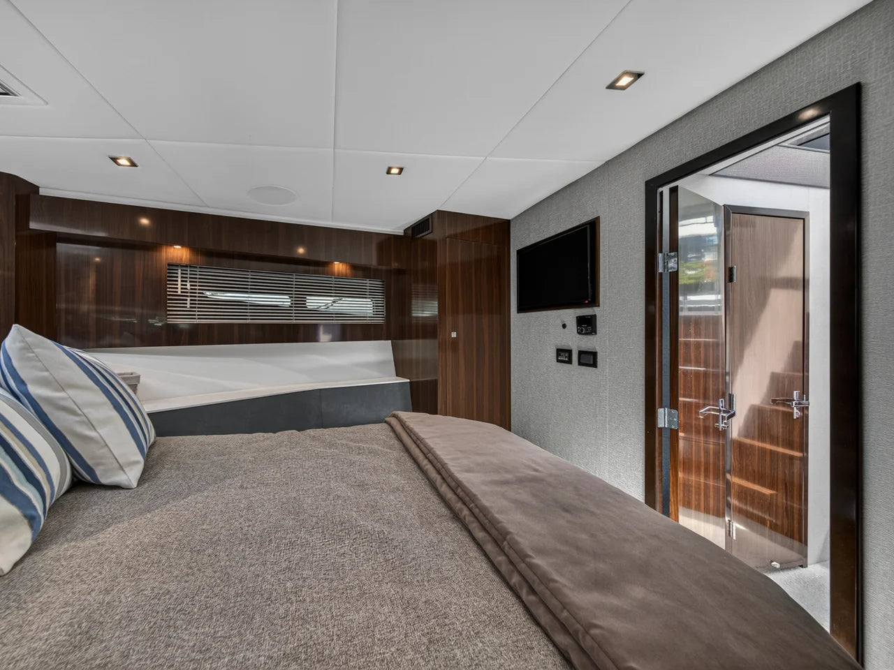 2023 Cruisers Yachts 50 CANTIUS 50.0 feet, Palm Beach, FL #68