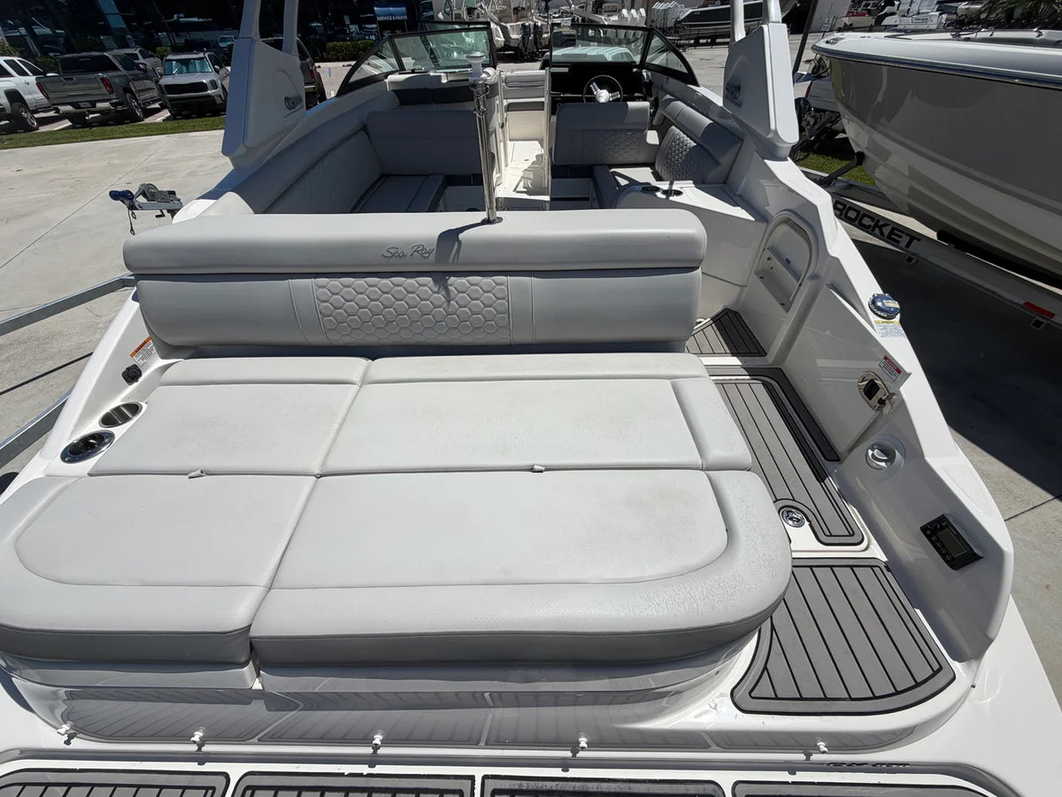 2022 Sea Ray 270 SDX OB 27.0 feet, Stuart, Florida #9