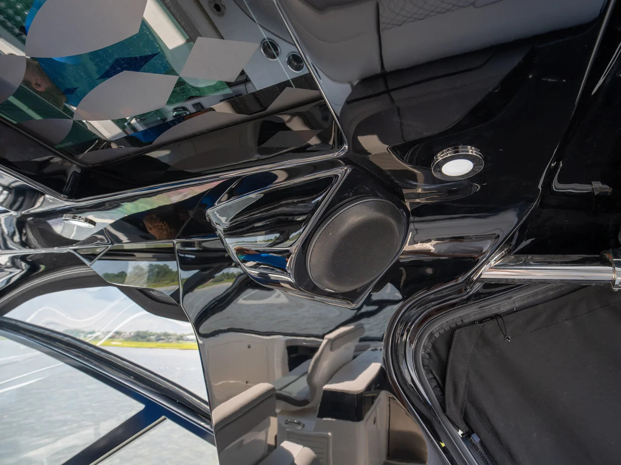2026 Sea Ray Sundancer 370 Outboard 37.0 feet, Wrightsville Beach, North Carolina #27
