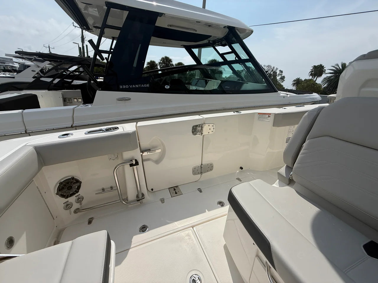 2026 Boston Whaler 330 Outrage 33.0 feet, Sarasota, FL #43