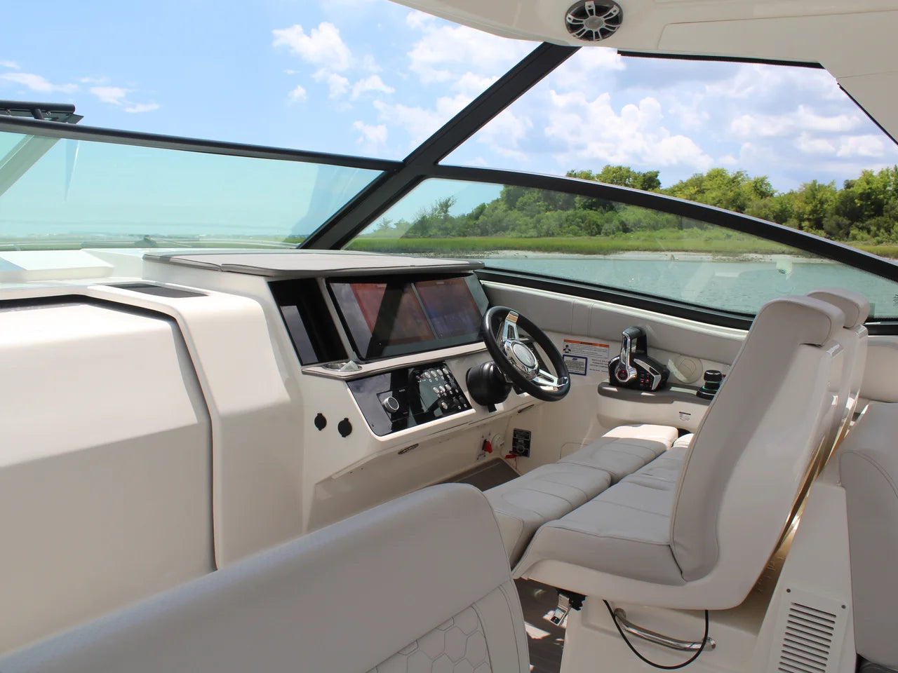 2023 Sea Ray 320 SUNDANCER 32.0 feet, Carolina Beach, NC #11