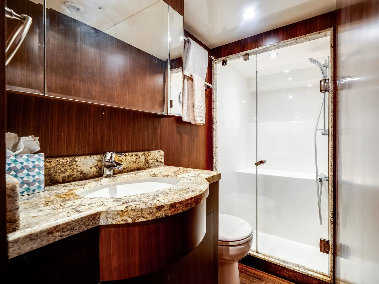 2016 Ocean Alexander 90 SKY LOUNGE 90.0 feet, Ft Lauderdale, FL #70