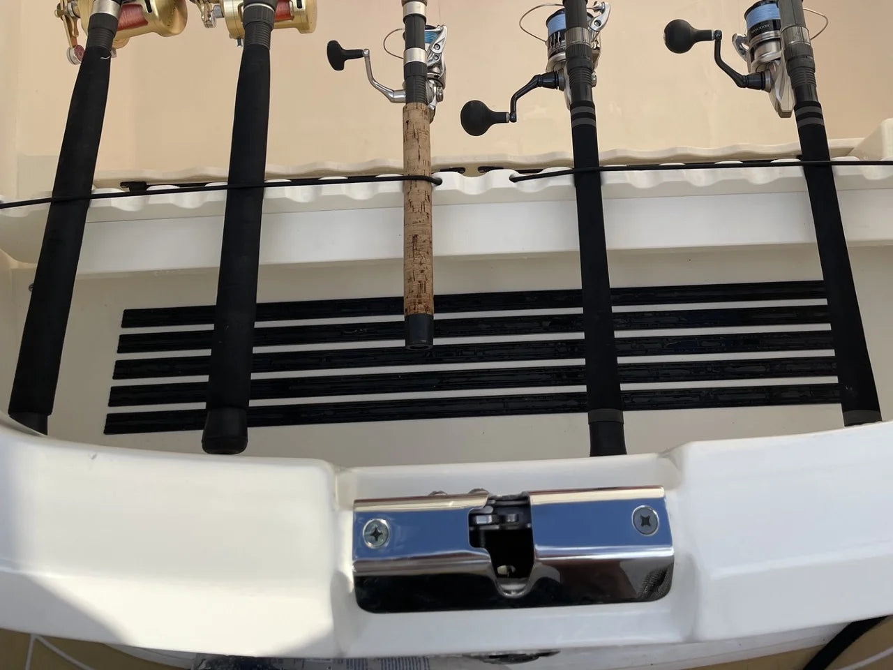 2020 Boston Whaler 330 OUTRAGE 33.0 feet, Venice, Florida #34