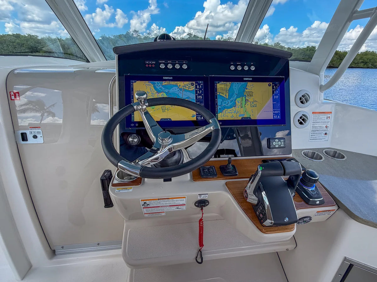 2027 Boston Whaler 350 Realm 35.0 feet, Fort Myers, FL #21