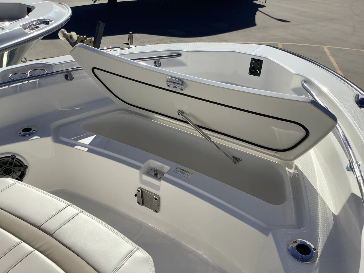 2026 Boston Whaler 220 Dauntless 22.0 feet, Monkey Island, OK #33