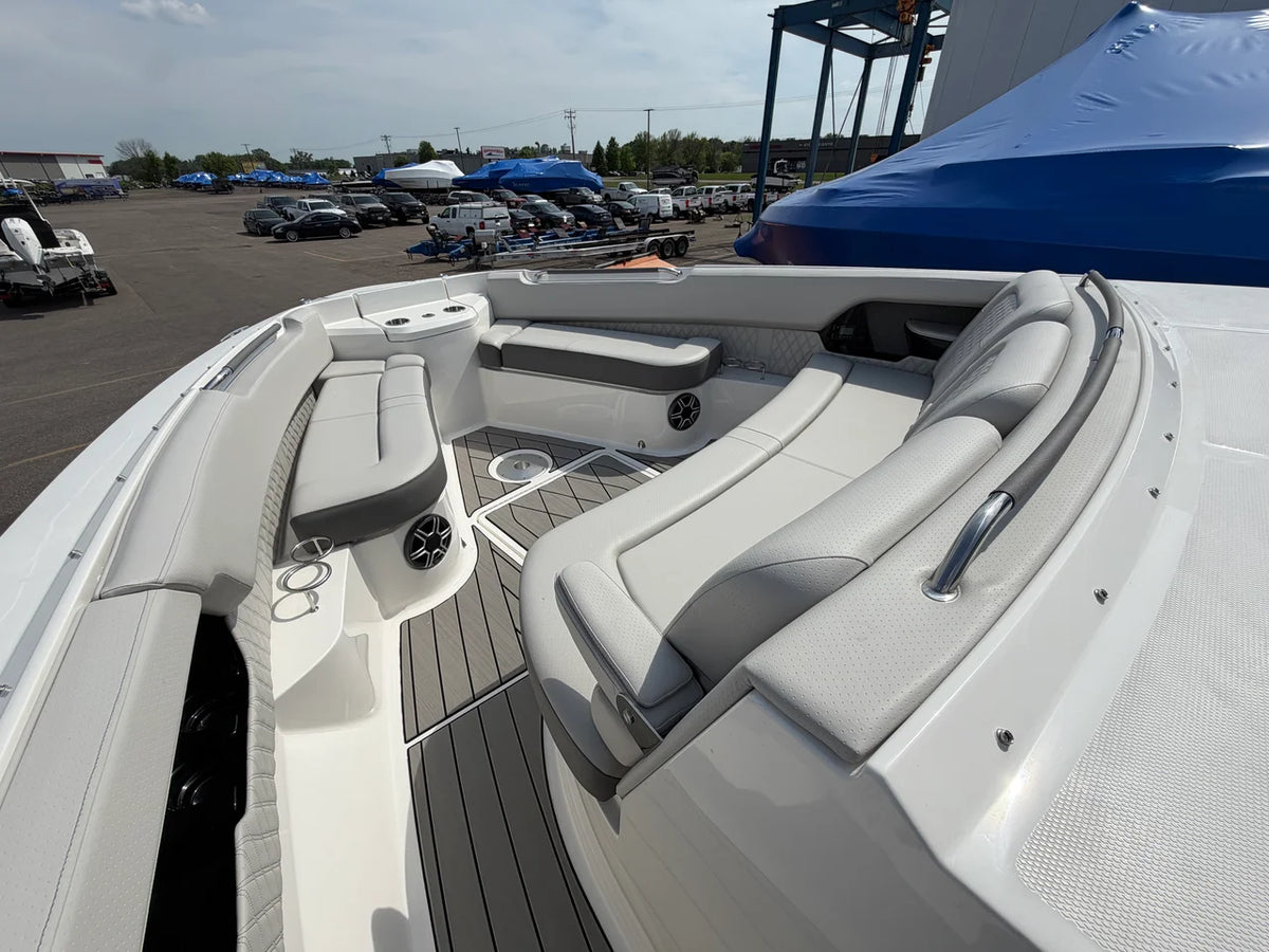 2026 Sea Ray SLX 400 40.0 feet, Excelsior, Minnesota #39