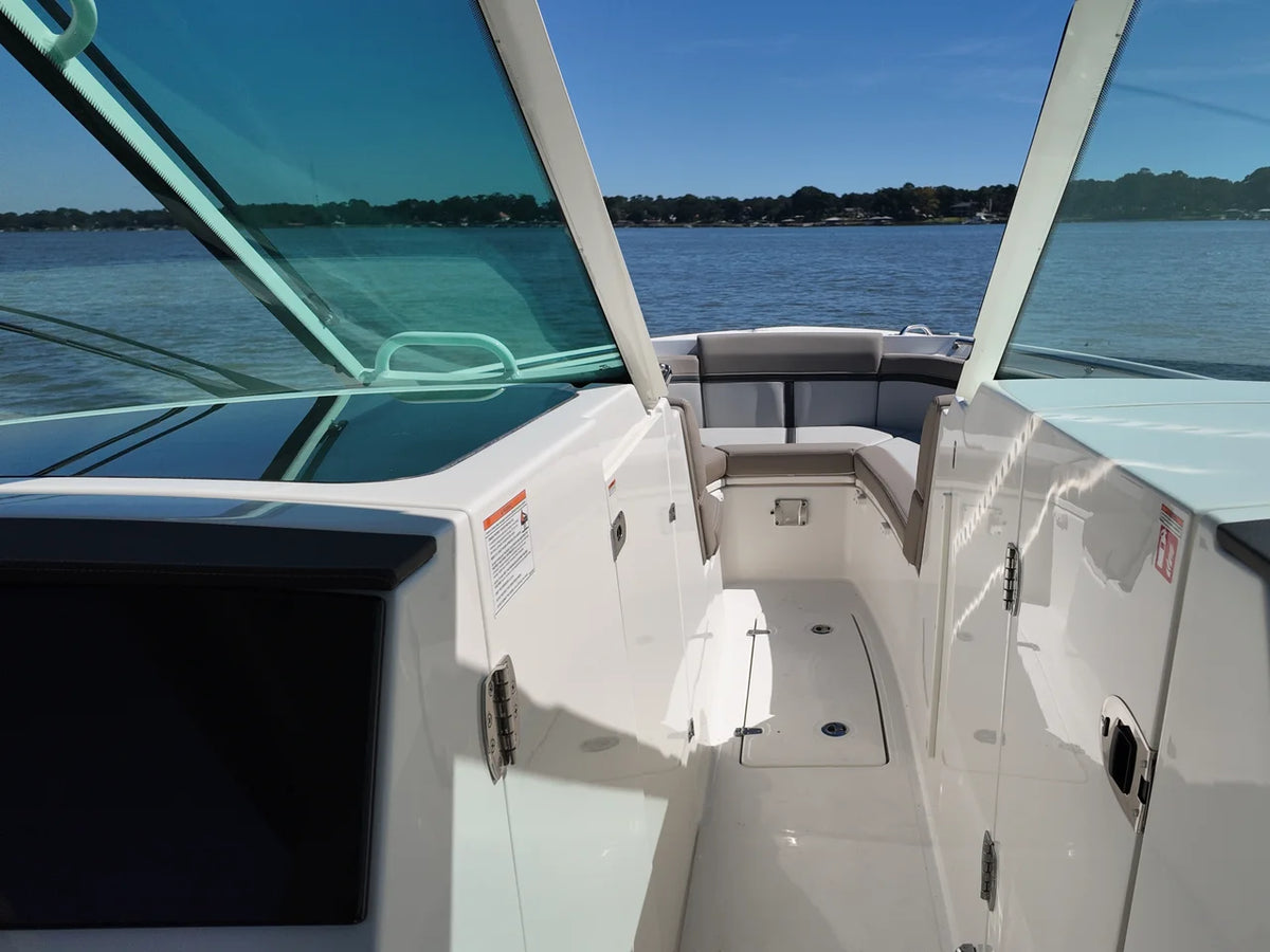 2027 Boston Whaler 330 Vantage 33.0 feet, Thunderbolt, GA #26