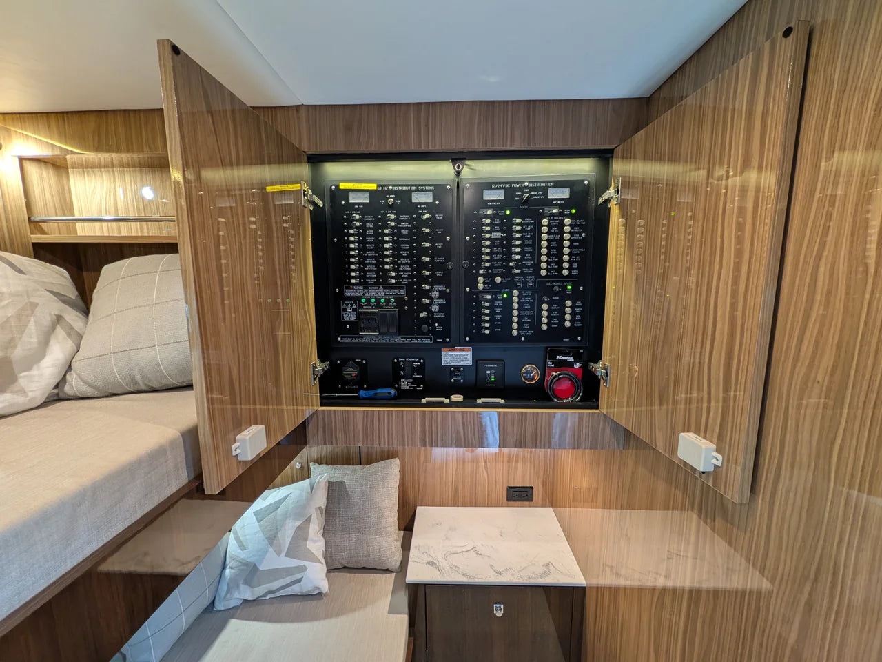 2022 Cruisers Yachts 54 Cantius 54.0 feet, Grasonville, MD #43