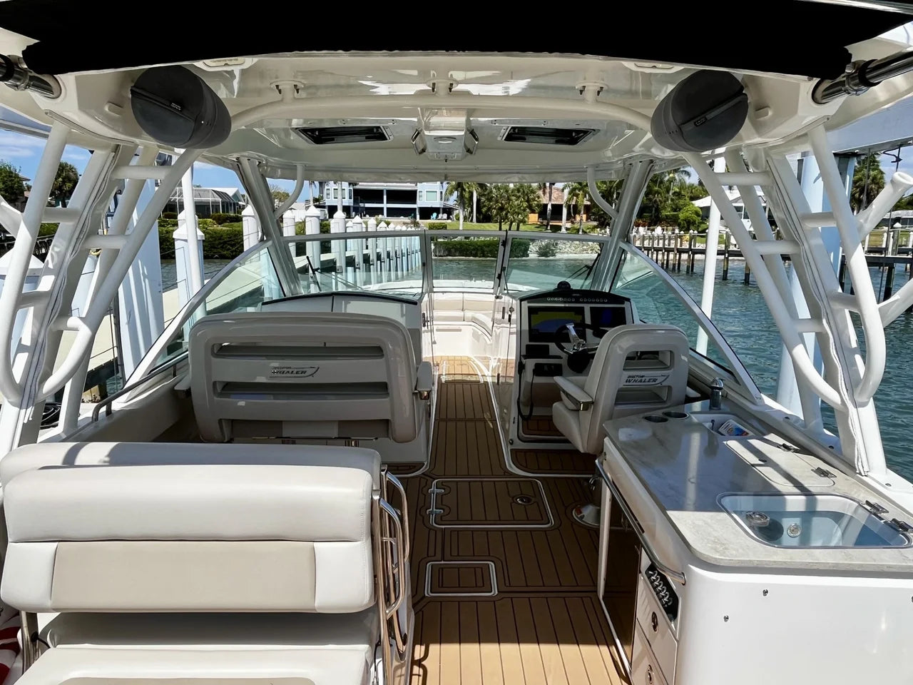 2019 Boston Whaler 320 VANTAGE 32.0 feet, Venice, FL #11