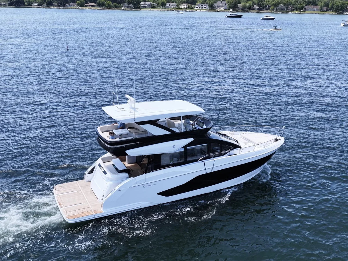 2026 Cruisers Yachts 57 FLY 57.0 feet, Grasonville, MD #5