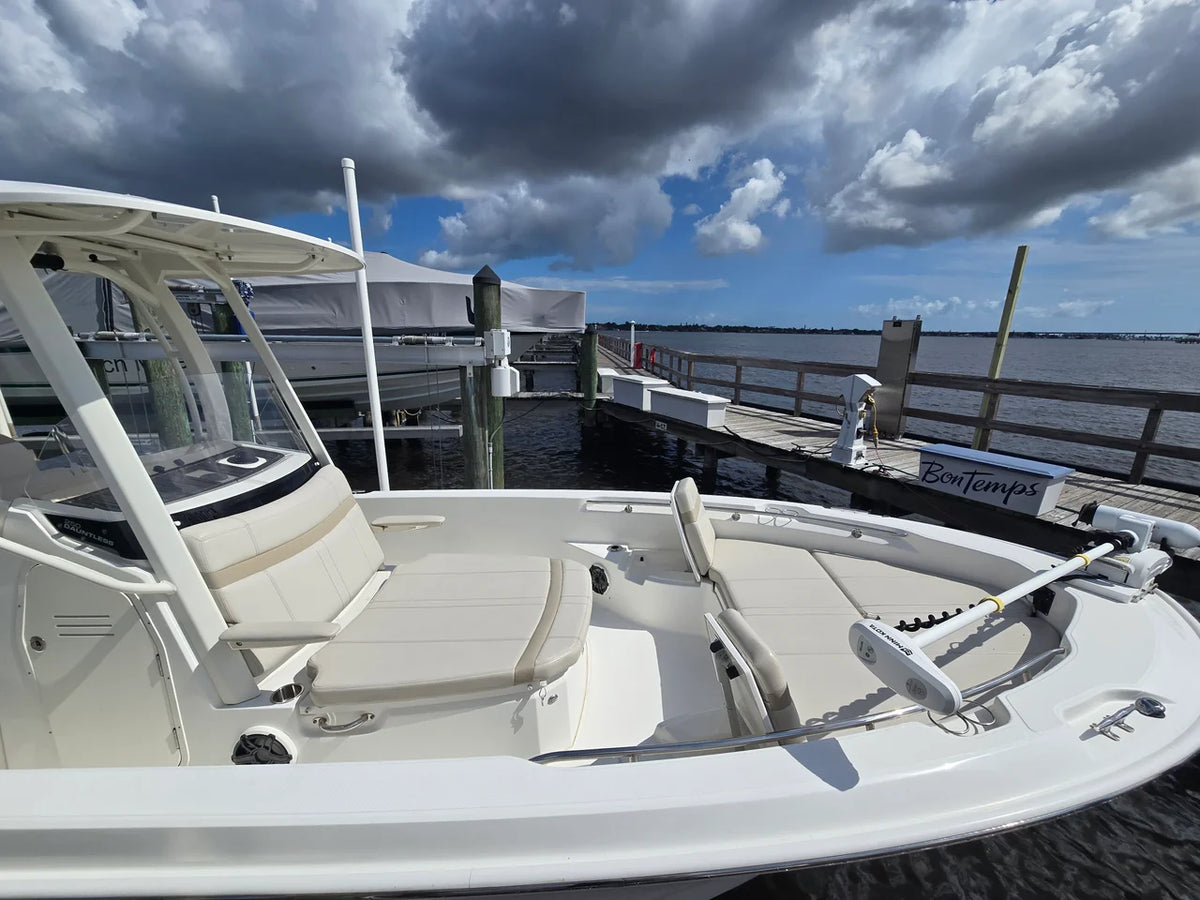2023 Boston Whaler 250 DAUNTLESS 25.0 feet, Stuart, Florida #15