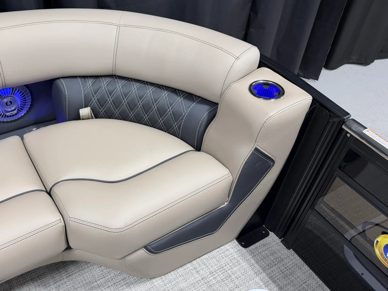 2027 Barletta LUSSO25QCSS 25.0 feet, Crosslake, Minnesota #25