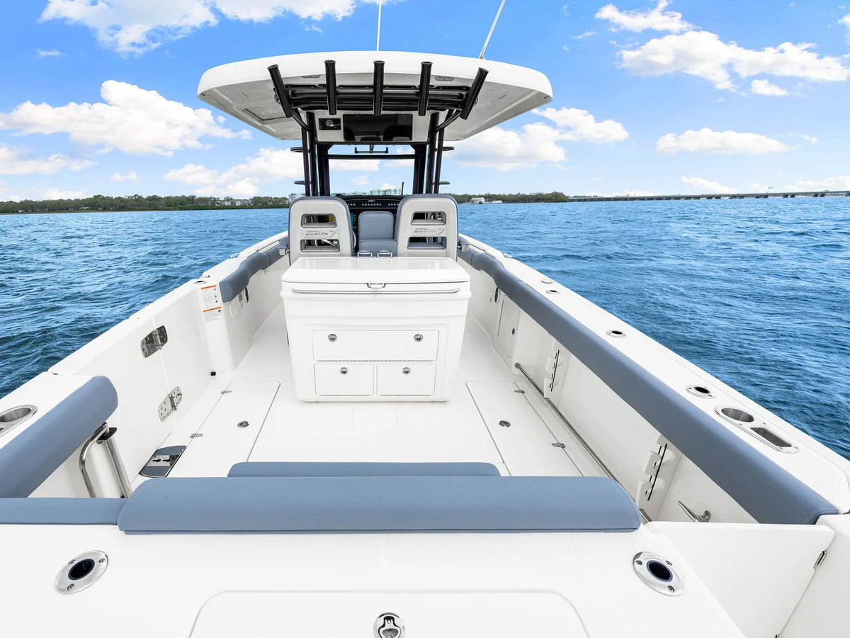 2026 Boston Whaler 330 Outrage 33.0 feet, Clearwater, Florida #39