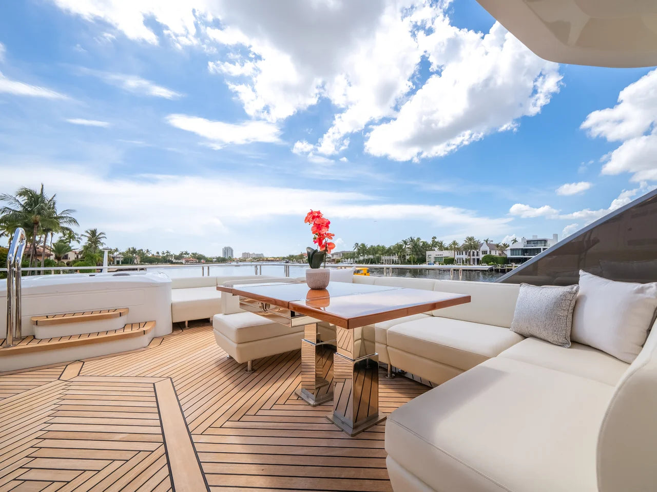 2025 Ocean Alexander 27R 88.0 feet, Fort Lauderdale, FL #89