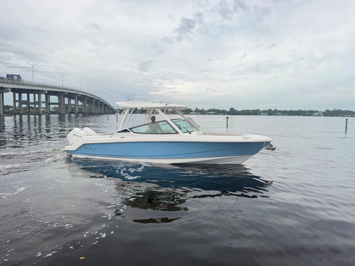2027 Boston Whaler 280 Vantage 28.0 feet, Stuart, Florida #2