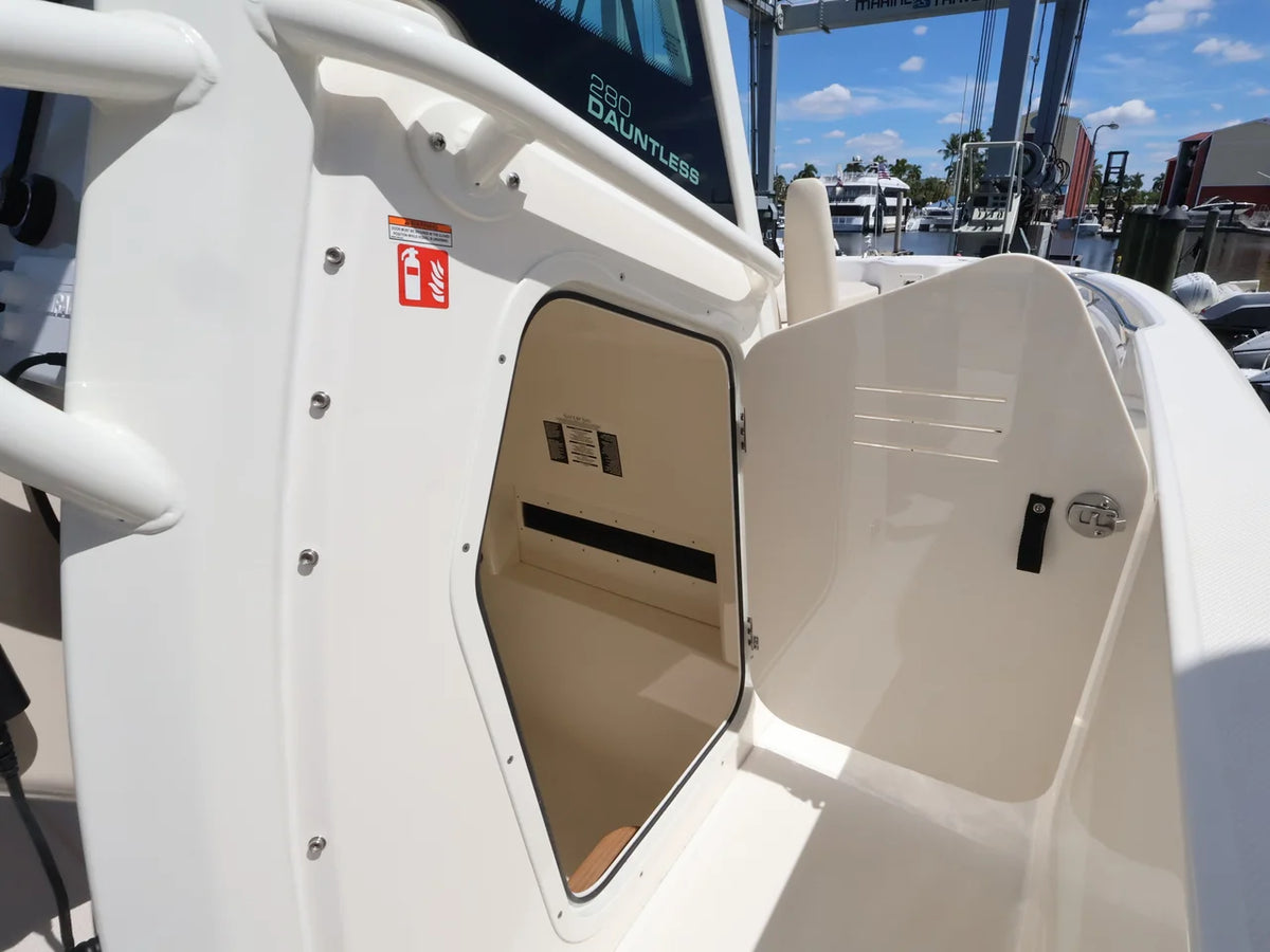 2027 Boston Whaler 280 Dauntless 28.0 feet, Naples, Florida #13