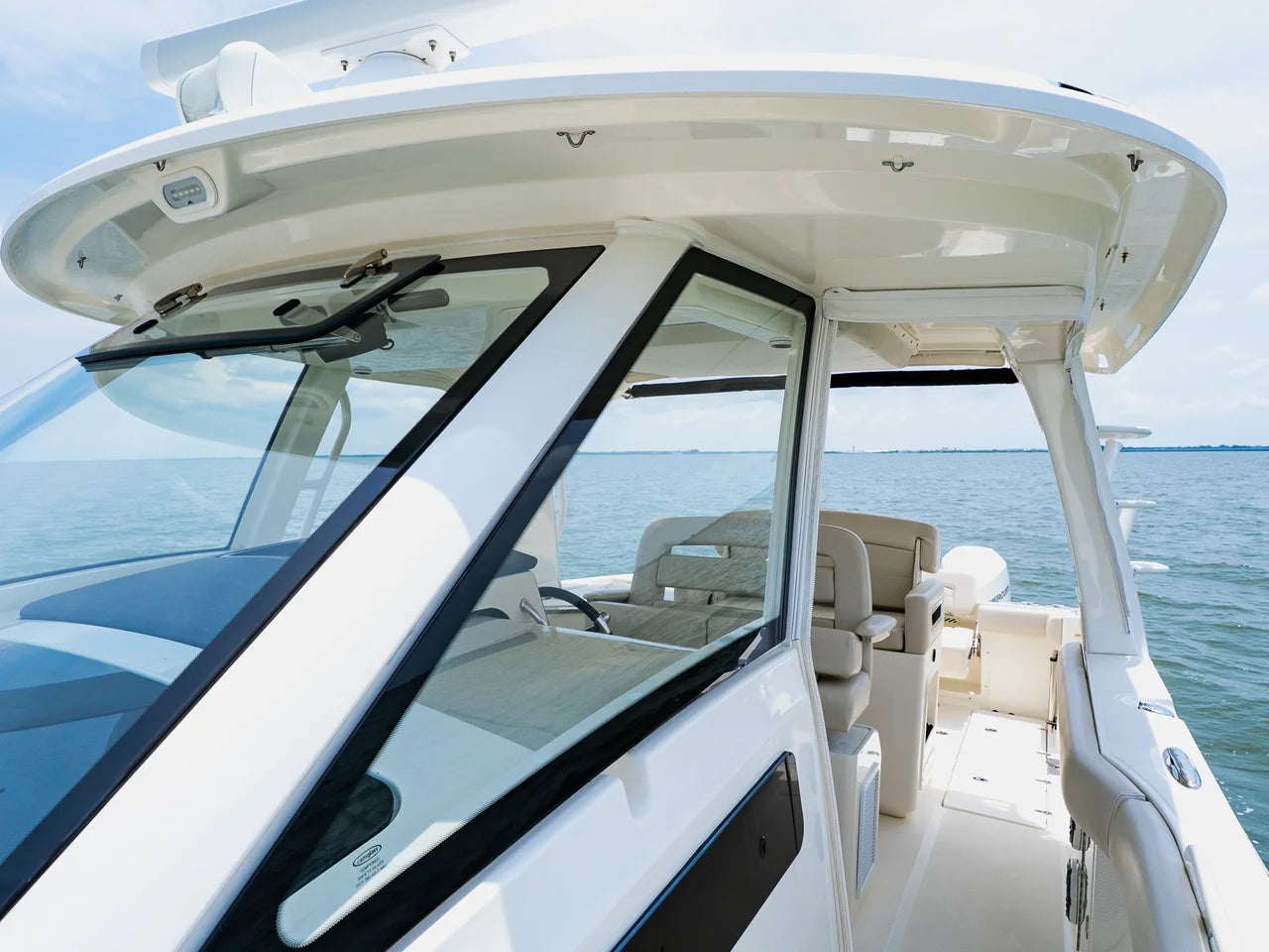 2023 Boston Whaler 350 Realm 35.0 feet, Clearwater, Florida #45