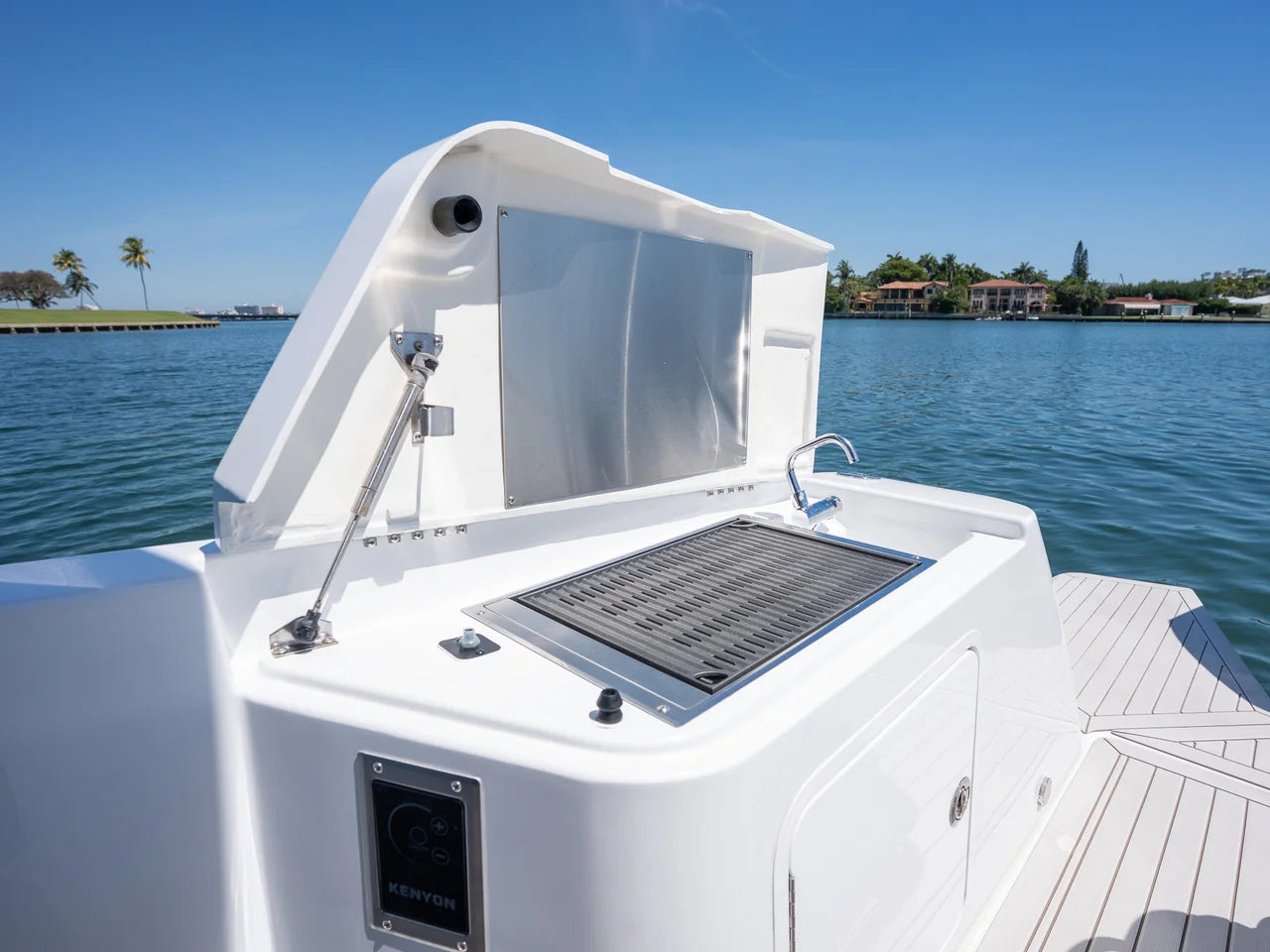 2026 Cruisers Yachts 38 VTR EC 38.0 feet, Miami, FL #19