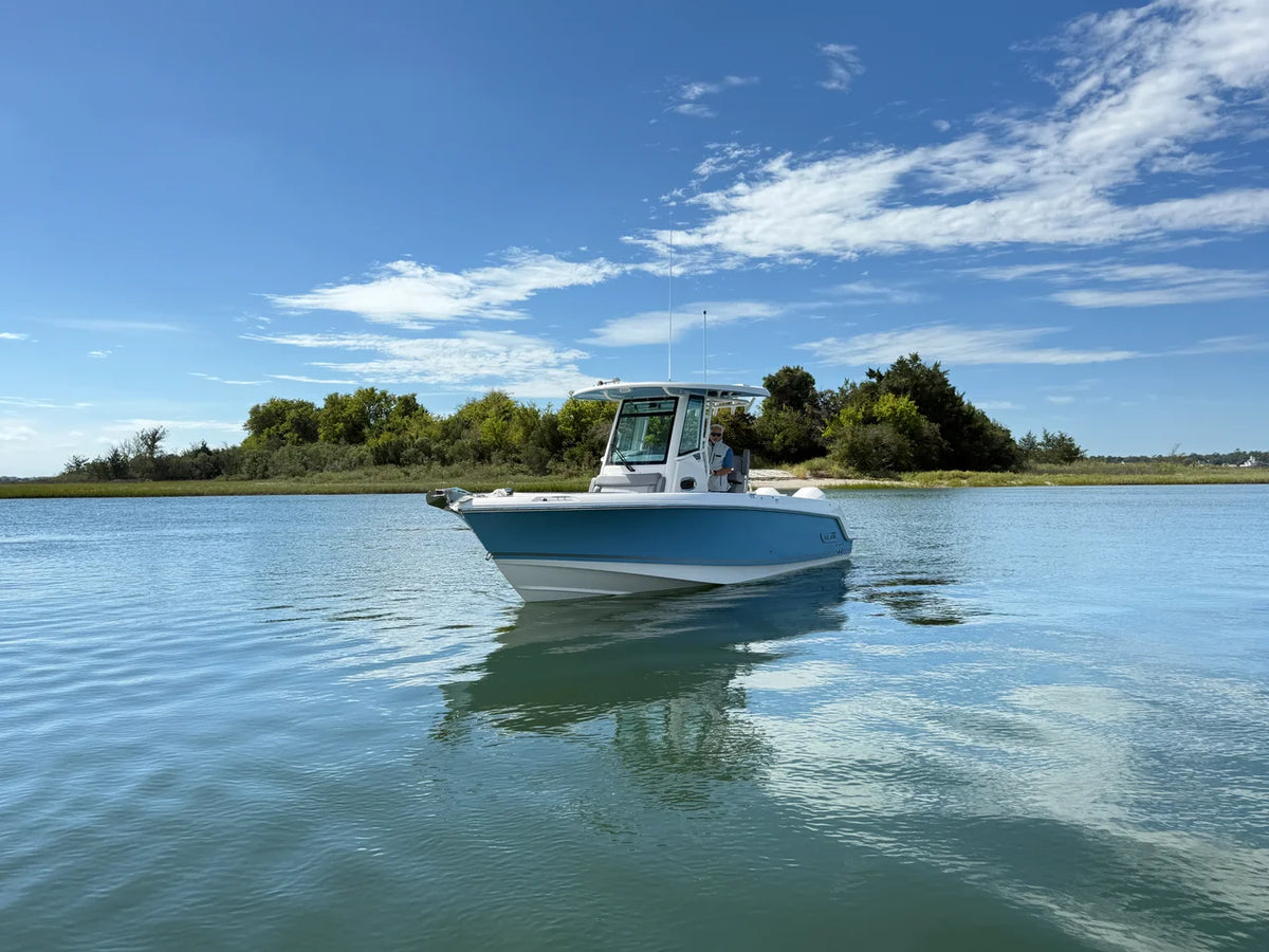 2027 Boston Whaler 250 Outrage 25.0 feet, Wrightsville Beach, North Carolina #4