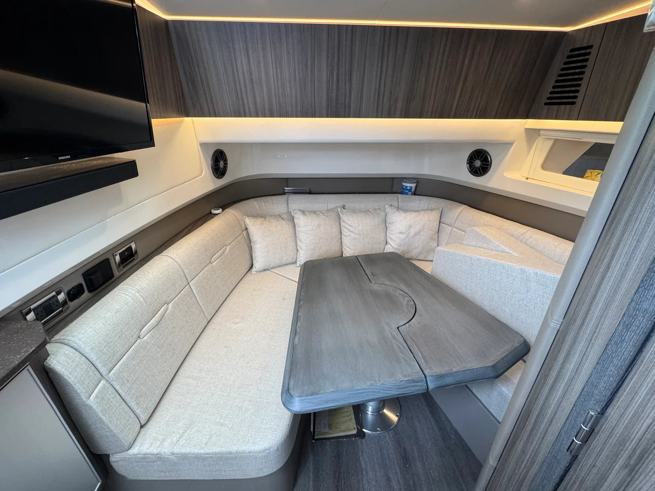 2023 Sea Ray 400 SLX 40.0 feet, Quincy, MA #18