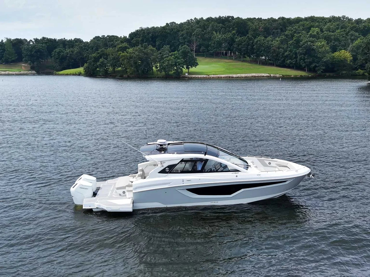 2027 Cruisers Yachts 42 GLS Outboard 42.0 feet, Lake Ozark, MO #1