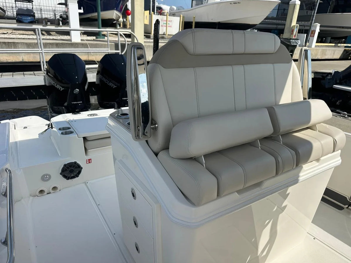 2027 Boston Whaler 280 Dauntless 28.0 feet, Islamorada, FL #14