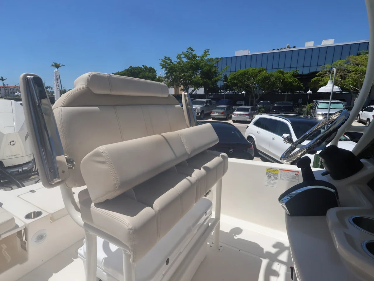 2027 Boston Whaler 250 Dauntless 25.0 feet, Naples, Florida #13