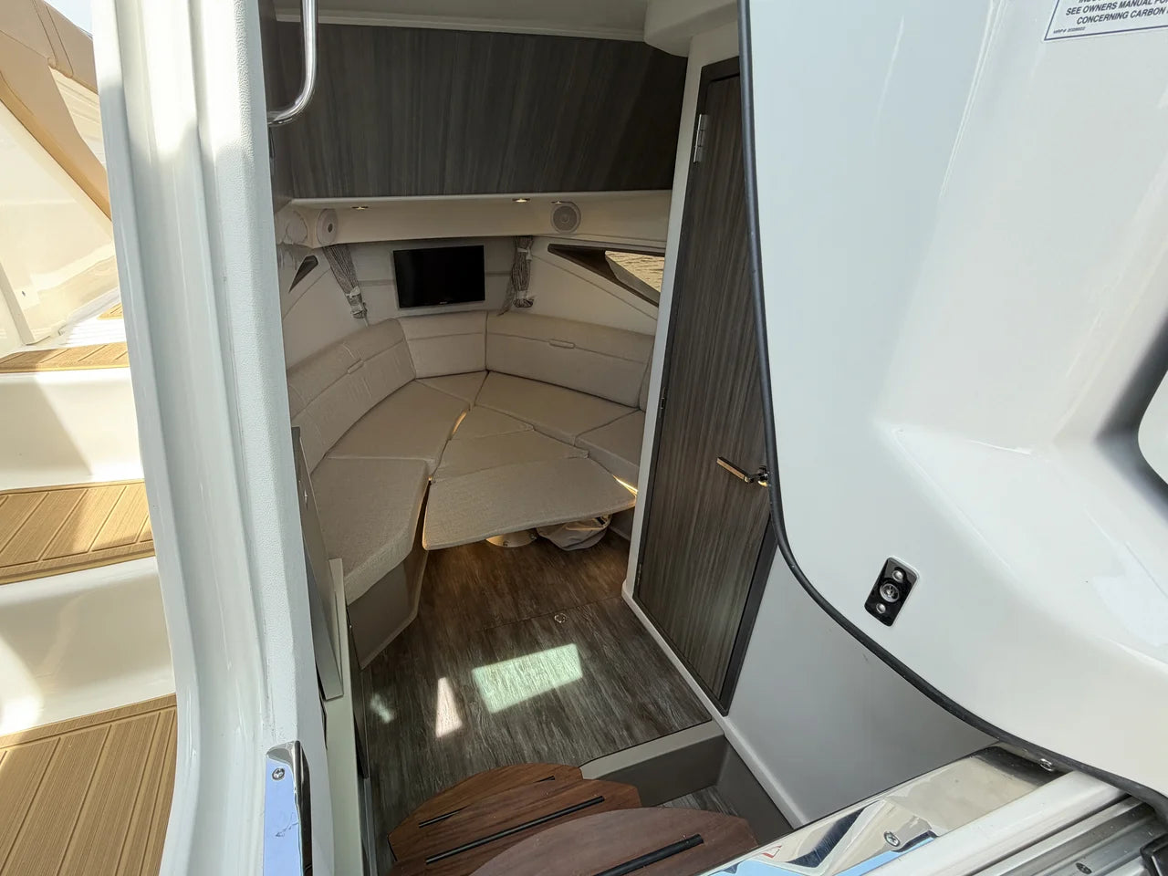 2026 Sea Ray Sundancer 320 Outboard 32.0 feet, Miami, FL #53