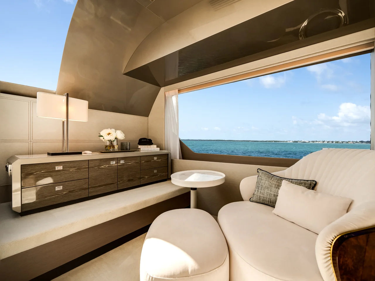 2023 Ocean Alexander 27R 88.0 feet, Ocean Reef, FL #61
