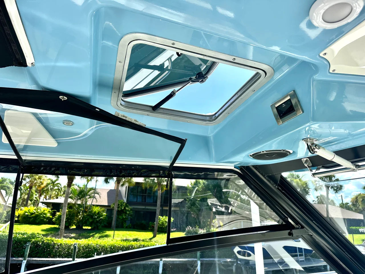 2021 Boston Whaler 325 CONQUEST 32.0 feet, Sarasota, FL #20
