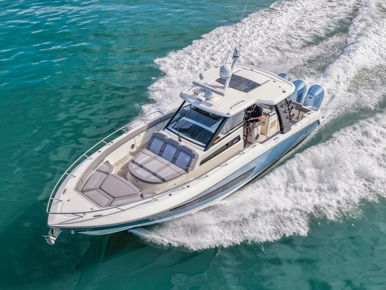 2023 Boston Whaler 420 OUTRAGE 42.0 feet, Fort Myers, FL #42