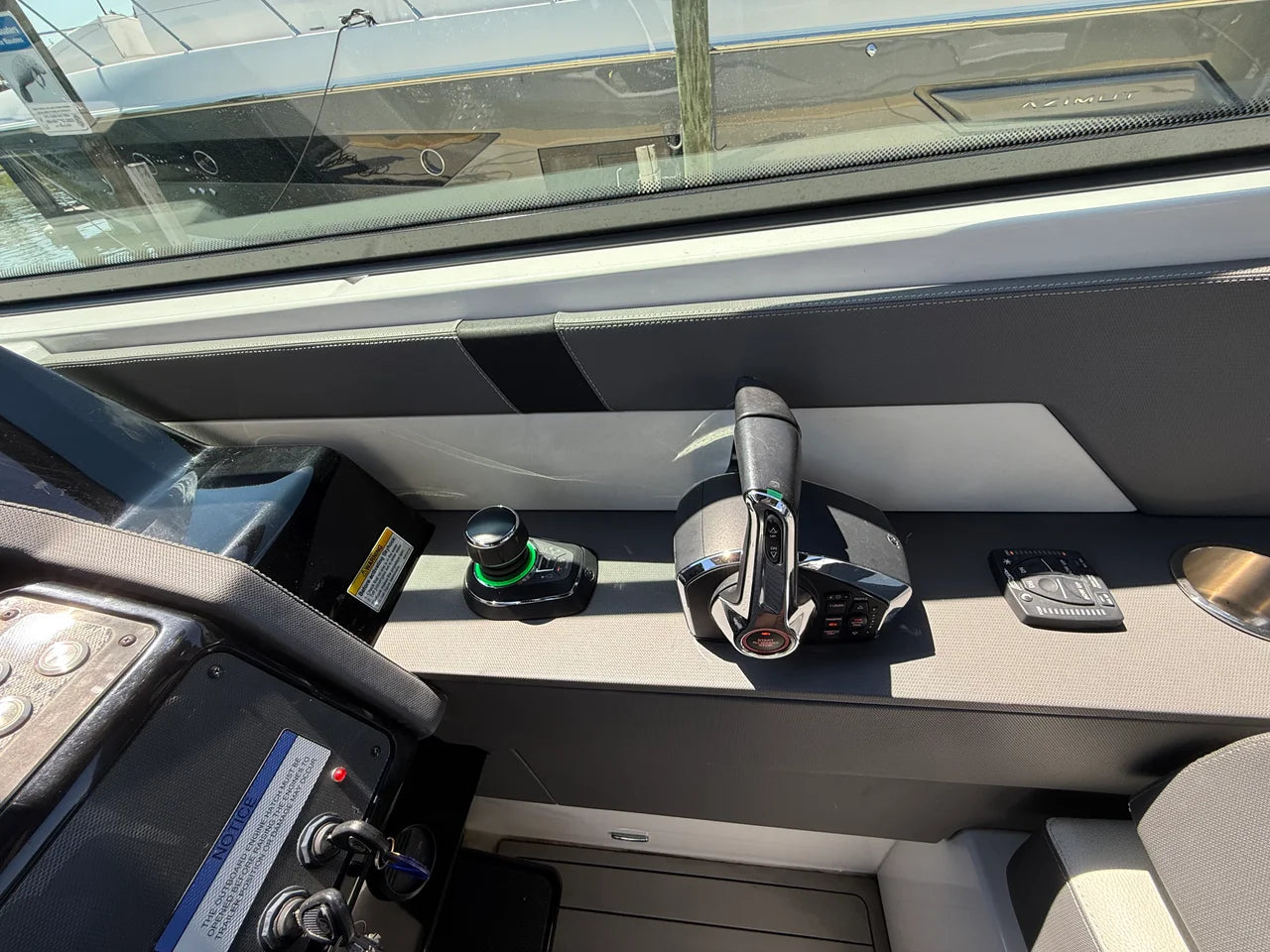 2022 Cruisers Yachts 34 GLS Outboard 34.0 feet, Miami, FL #34