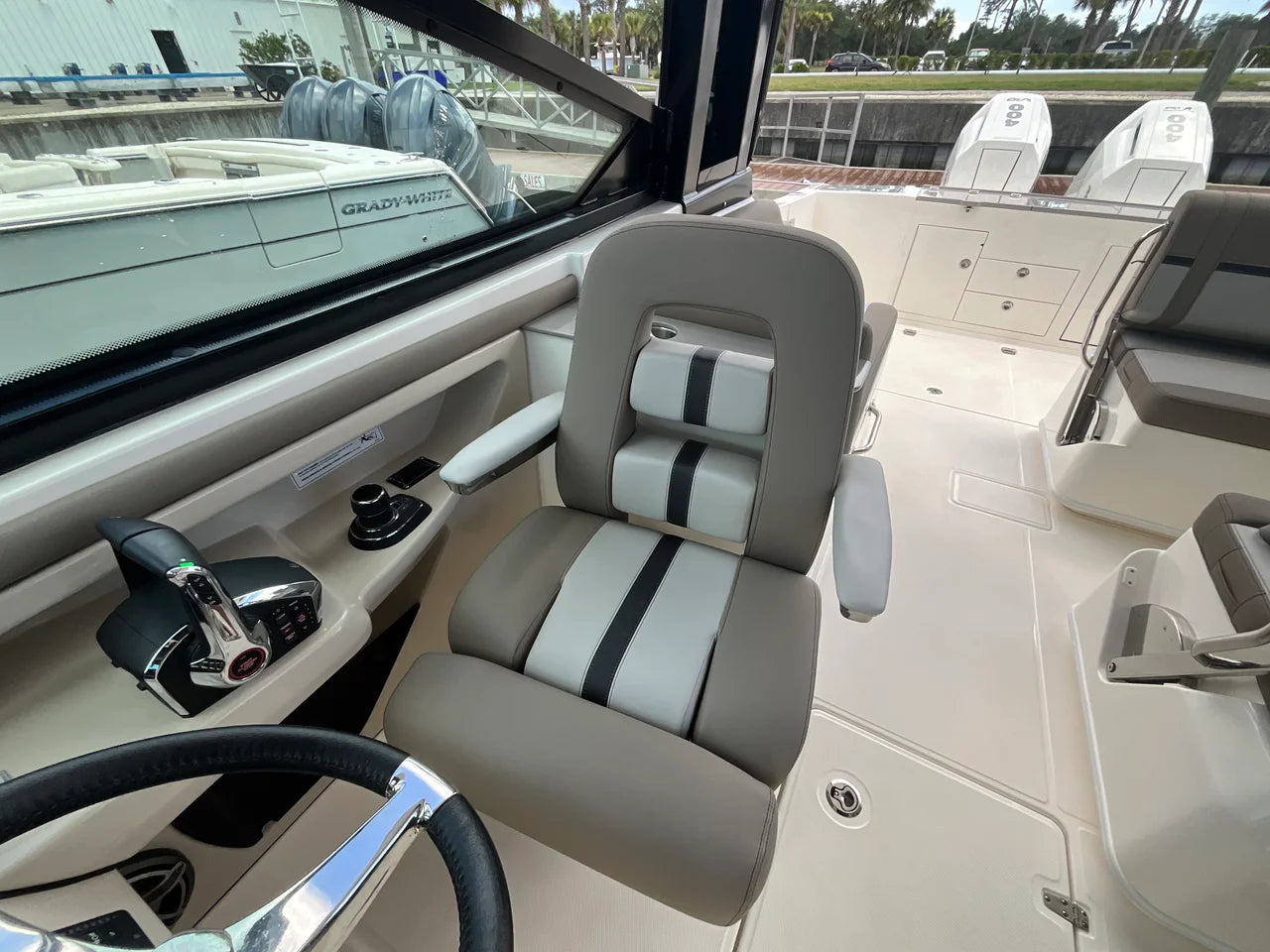 2026 Boston Whaler 330 Vantage 33.0 feet, Jacksonville Beach, Florida #27